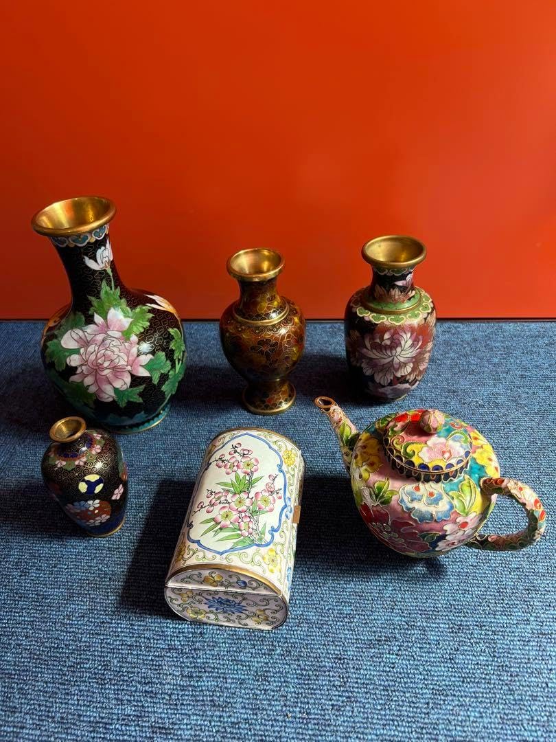 1012  中国　景泰藍　七宝　琺瑯　急須1   花瓶4  小物入れ1  時代物 1012 中国 景泰藍 七宝 琺瑯 急須1 花瓶4 小物入れ1 時代物 1012 中国